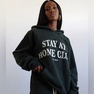 HOMME BODY STAY AT HOME CLUB 2020 SWEATSHIRT